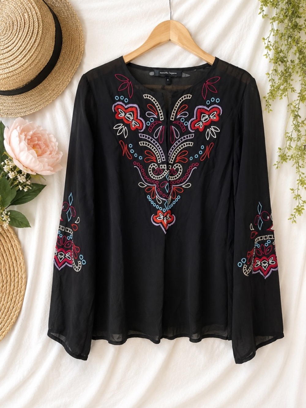 Nanette Lepore Embroidered Viscose Boho Blouse Black Floral Long Sleeve Size 4
